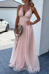 Vestido de noche con escote en V y malla de encaje liso
